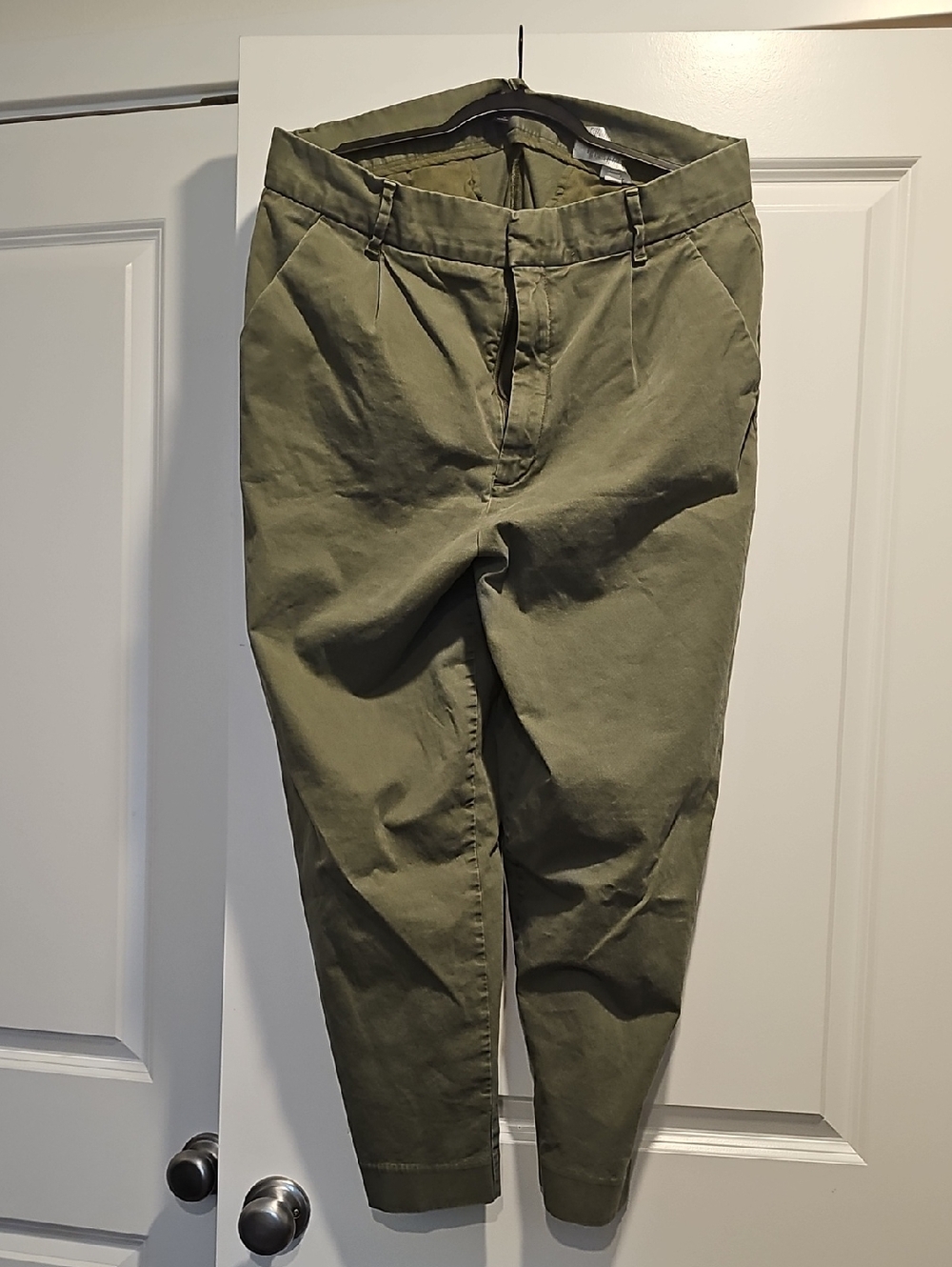 Banana Republic Barrel Pants